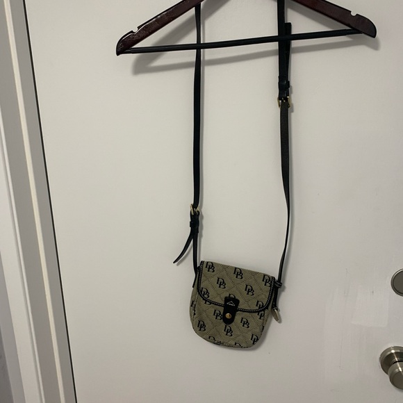 Dooney and Bourke Small Monogram Purse - Picture 2 of 5